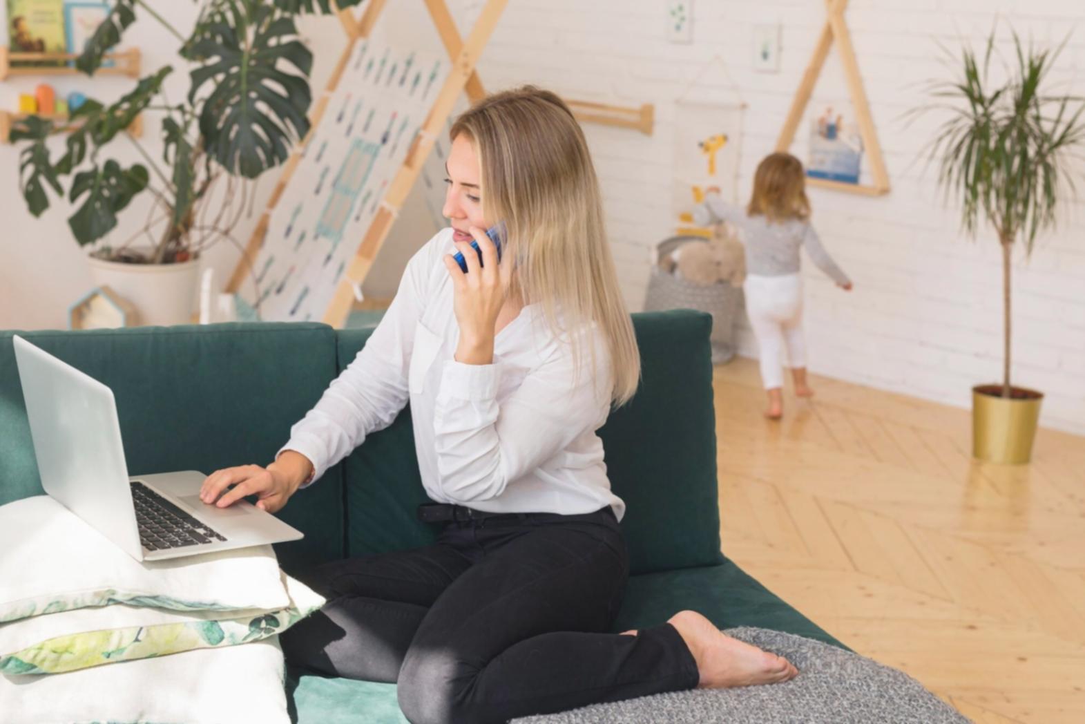 Professionelle Finanzberatung im modernen Büroumfeld